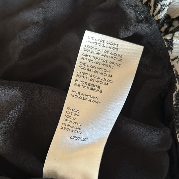 Free People Kaley Mini Dress in Black Floral Size 6 - Picture 11 of 16